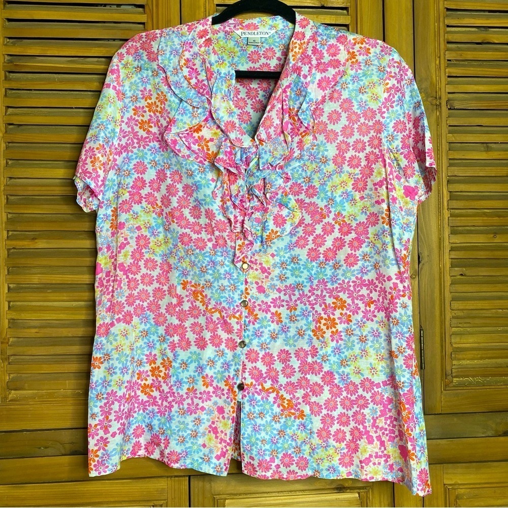Pendleton pink floral silk/cotton breathable,ruffle V-neck,button down top SZ-16